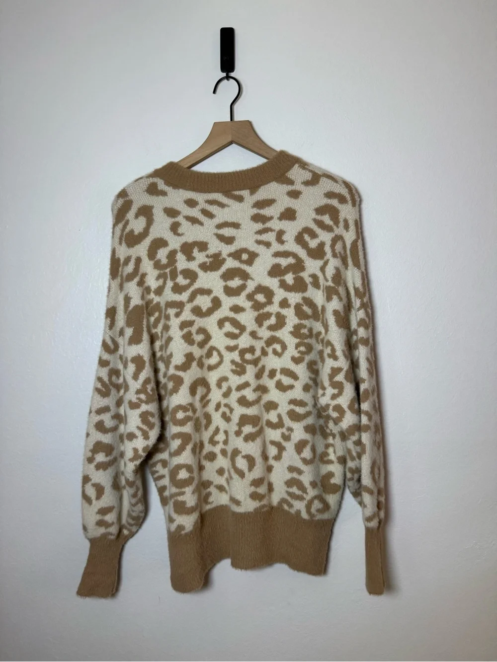 Aerie Leopard‎ Buttercream Sweater